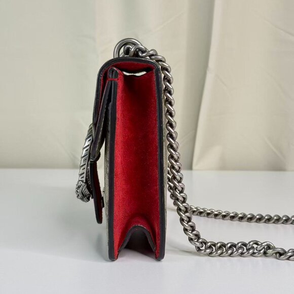 Gucci GG Logo Supreme Small Dionysus Shoulder Bag with Red Accents & Chain Strap - Picture 2 of 9